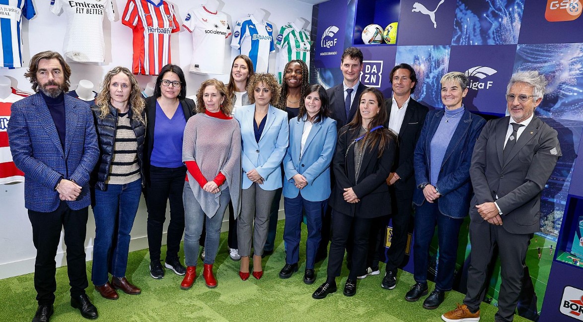 Fútbol femenino, un nuevo convenio colectivo para el futuro.